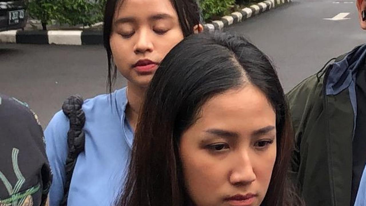Raut Wajah Tamara Tyasmara Ibunda Dante Sebelum Pemeriksaan Psikologi