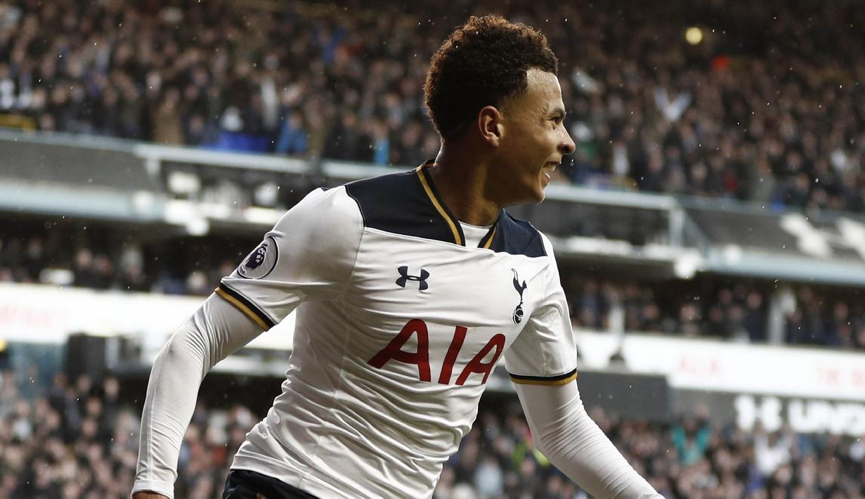 6. Dele Alli (Tottenham) - 14 Gol. (AFP/Adrian Dennis)