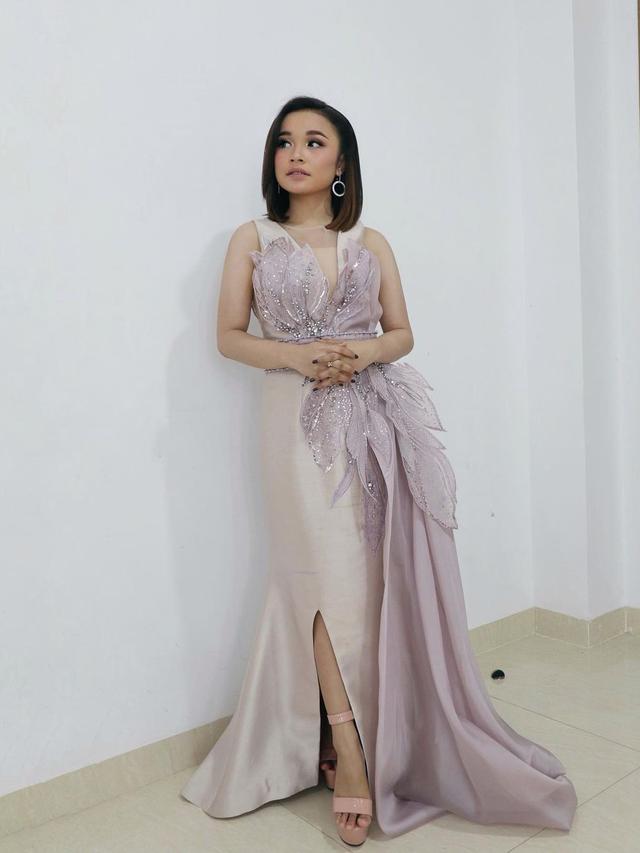 6 Potret Tasya Rosmala dengan Gaya Rambut Sebahu, Dipuji Makin Fresh