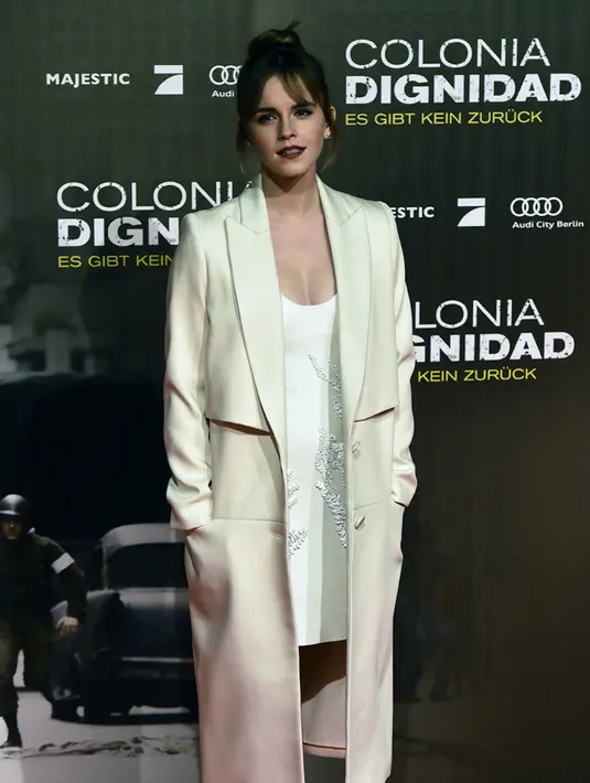 Emma Watson adalah salah satu aktris tersibuk di Hollywood.  Kesibukannya antara lain membintangi adaptasi live-action dari Beauty and the Beast dalam versi nyata.(AFP/Bintang.com)