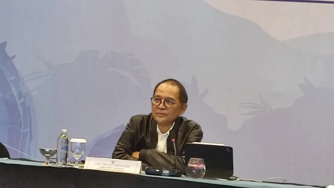 Anggota Dewan Komisioner sekaligus Kepala Eksekutif PPDP OJK Ogi Prastomiyono
