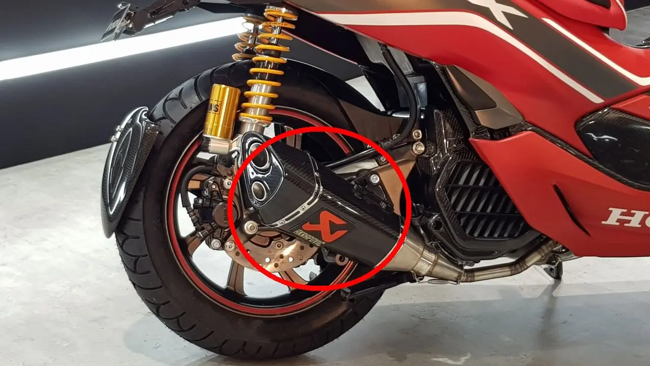 Knalpot yang diklaim palsu di Honda PCX modifikasi