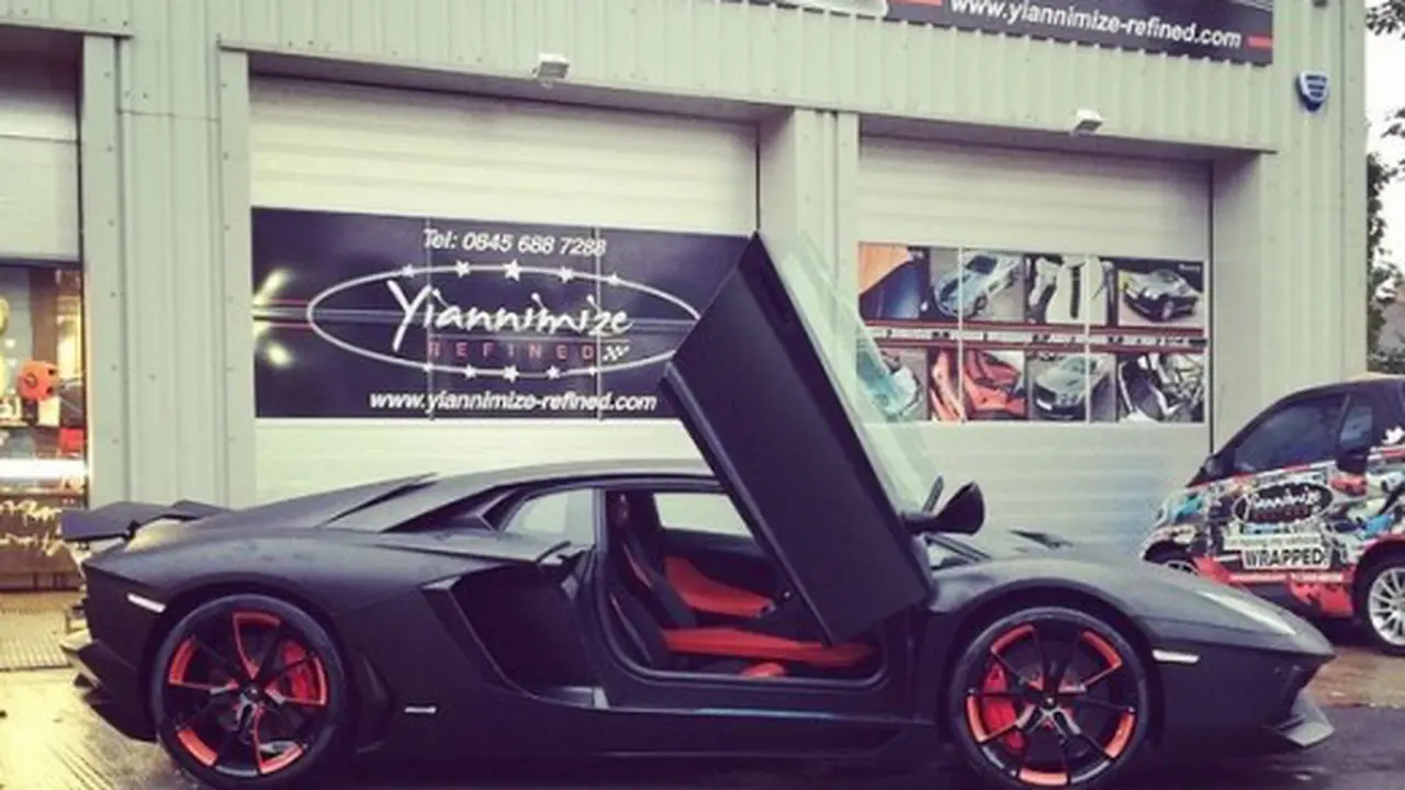 Kun Aguero Pun Kesengsem Aventador