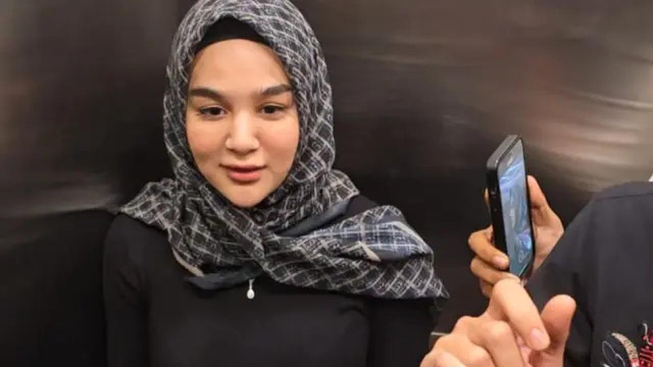 Profil Hana Hanifah, Artis FTV yang Diduga Terima Dana Korupsi DPRD Riau