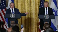 Benjamin Netanyahu dan Donald Trump dalam Konferensi Pers di Gedung Putih (AP)
