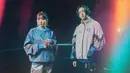 Ikura (kiri) dan Ayase (kanan) merupakan personil grup duo YOASOBI. Grup musik yang mulai aktif sejak 2019 ini akan mejeng di Jakarta bareng musisi 88rising seperti Niki Zefanya dan Rich Brian. (Instagram/@lilasikuta)