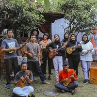 Bukan hanya sekadar komunitas, Republik Ukulele Indonesia adalah ekosistem bagi mereka pemain ukulele di Indonesia. (Fotografer: Adrian Putra/FIMELA)
