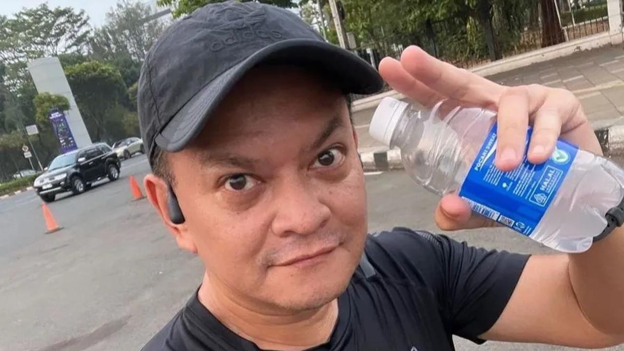 Hedi Yunus Menikmati Kesendirian di Usia 55 Tahun