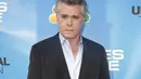 Ya, pria tersebut adalah Ray Liotta aktor berumur 61 tahun. Berarti perbedaan usia Lady Gaga dan Ray Liotta hampir 32 tahun. (AFP/Bintang.com)