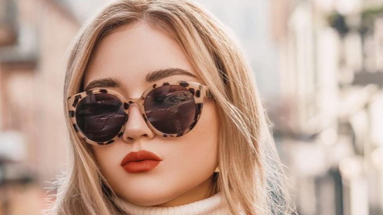5 Cara Efektif Merawat Rambut Agar Tetap Sehat Meski Sering Diwarnai