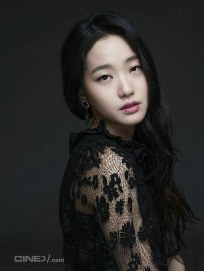 Setelah Suzy Miss A, Kim Go Eun Juga Tolak Park Hae Jin ...