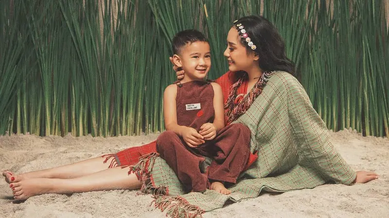 Nagita Slavina dan Rafathar