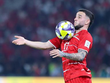 Calvin Verdonk mendapat pujian khusus dari pelatih Timnas Indonesia, John Herdman, berkat penampilan apiknya dalam dua laga FIFA Series 2026. (Bola.com/M. Iqbal Ichsan)