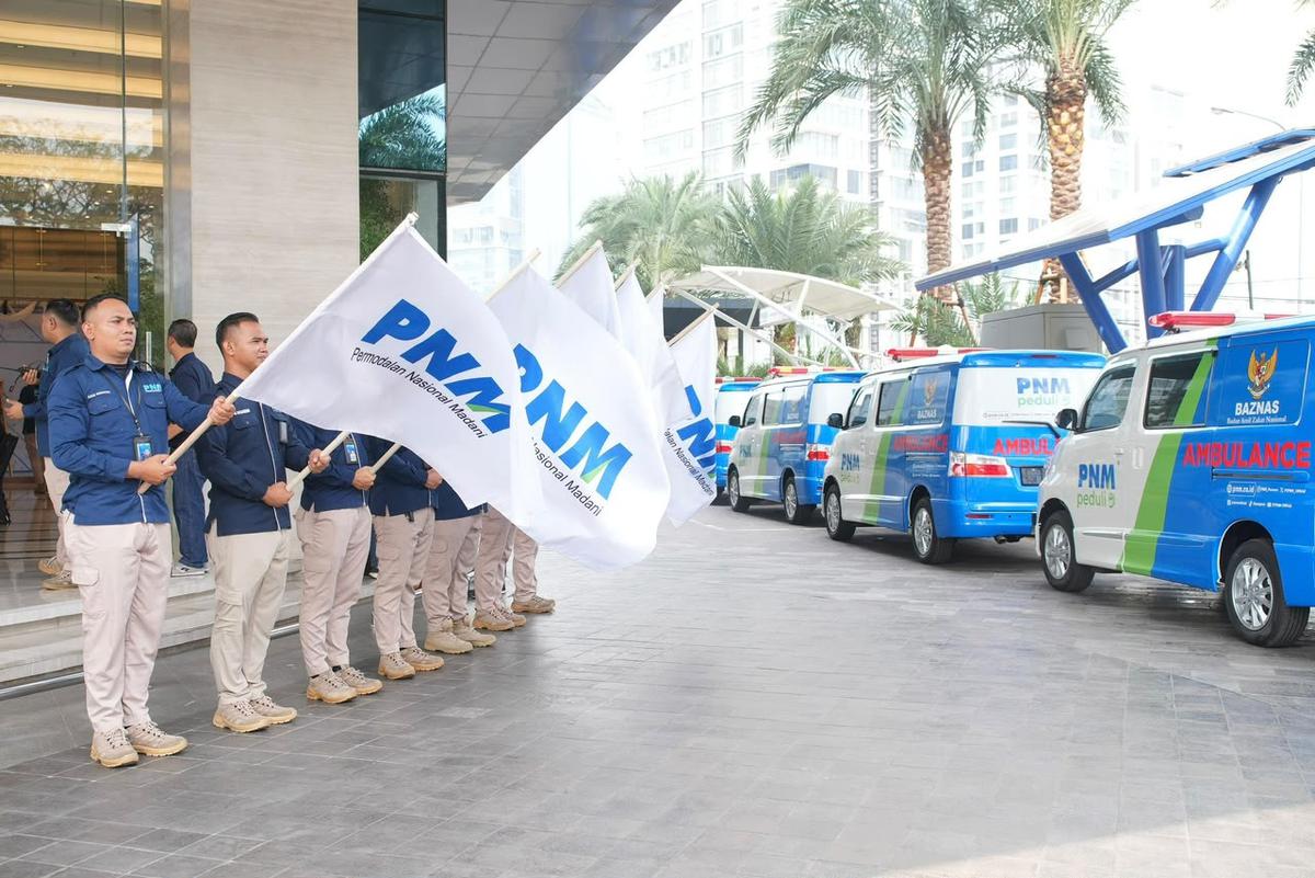 Perluas Layanan Kesehatan, PNM-Baznas Kirim 15 Ambulans ke Berbagai Daerah