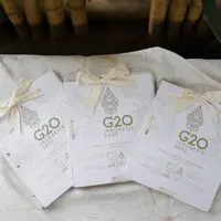 Souvenir dari KaIND dengan serat berkelanjutan TENCEL™ di ajang Presidensi G20 Indonesia. (Dok/Tencel)