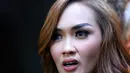 "Saya ada dialog panjang, sempat ragu-ragu bisa monolog atau nggak. Mungkin karena terlalu fokus ada salah kata saya panik," kata Sara Wijayanto saat acara preskon film The Doll di Djakarta Teater, Menteng, Jumat (21/10) malam. (Adrian Putra/Bintang.com)