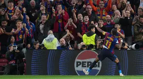 Pemain Barcelona Raphinha merayakan gol dalam laga Liga Champions antara Barcelona vs Feyenoord di Barcelona, Spanyol, Rabu, 9 September 2026. (AP Photo/Emilio Morenatti)