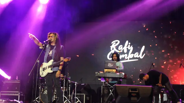 Rafi Gimbal di Festival Reggae di Kepulauan Seribu