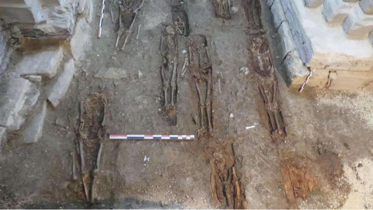 Arkeolog Temukan Makam dan Sarkofagus di Bawah Gereja Tua dari Abad Keenam, Kuburan Kaum Elit dan Bangsawan Romawi