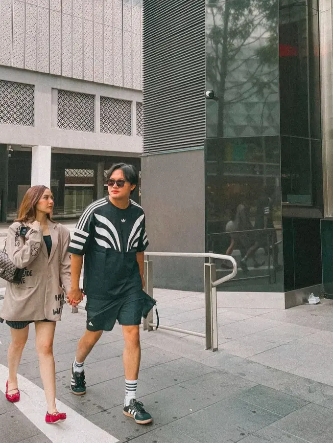 Rizky Febian dan Mahalini Nikmati Liburan Seru di Singapura Bersama Adik-Adiknya (Instagram/@rizkyfbian)