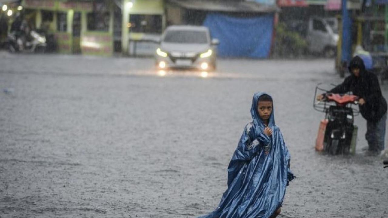 Siaga Cuaca Ekstrem, DPUPR Tangerang Pastikan 434 Pintu Air Berfungsi Normal Antisipasi Banjir