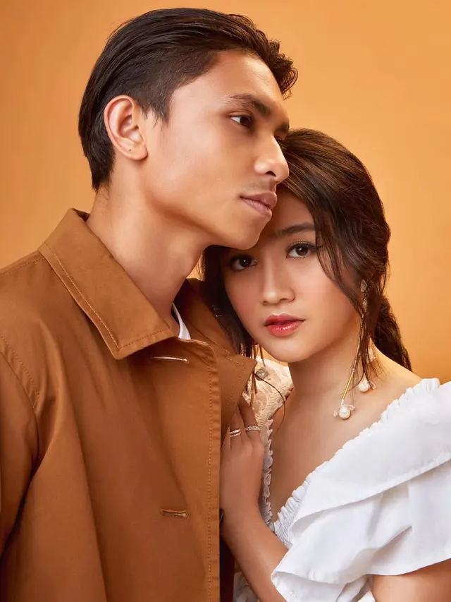 Rheno Poetiray - Febby Rastanty