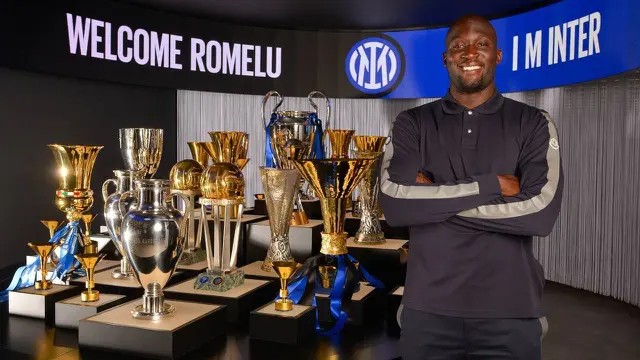 Foto: Seperti Deja Vu, Bos Besar Akhirnya Kembali ke Pelukan Inter Milan