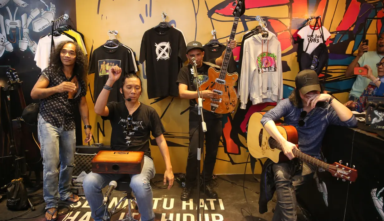 Slank rilis album baru bertajuk Slanking Forever (Adrian Putra/Fimela.com)