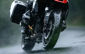 Ban Motor Adventure Bridgestone Ini Diklaim 25 Persen Lebih Awet