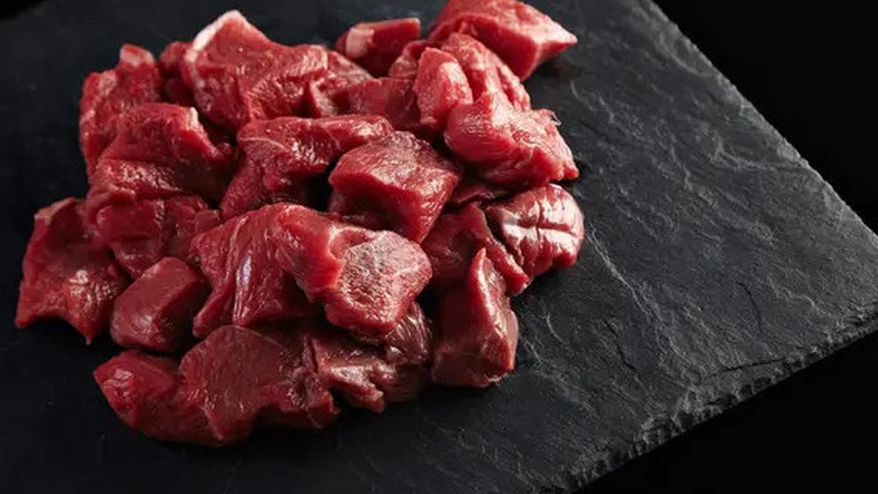 Cara Efektif Menghilangkan Bau Amis dan Sisa Darah pada Daging Sapi