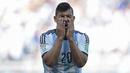 9. Sergio Aguero - Berusia 15 tahun dirinya menjadi pemain termuda di Liga Argentina, hal itu membuat supporter mulai menyamakannya dengan Maradona. Sama seperti Tevez, menjadi bintang namun belum sejajar dengan Maradona. (AFP/Juan Mabromata)