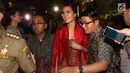 Penyanyi Raisa saat menghadiri resepsi pernikahan putri Presiden Jokowi, Kahiyang Ayu dan Bobby Nasution di Gedung Graha Saba Buana, Solo, Rabu (8/11). Raisa hadir tanpa ditemani suaminya, Hamish Daud ke lokasi resepsi. (Liputan6.com/Angga Yuniar)