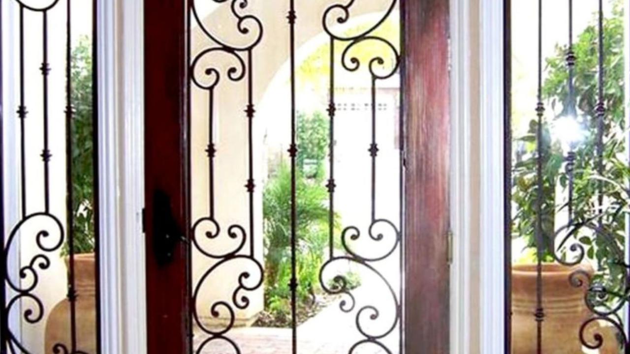 Desain Teralis 1 Pintu Minimalis & Tips Memilihnya dengan Tepat