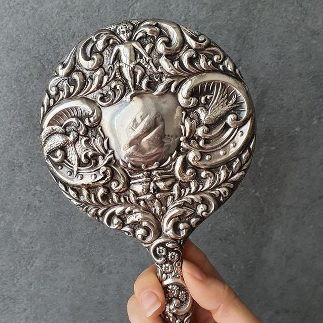 6 Potret Barang Berusia Ratusan Tahun Ini Tetap Indah, Ada yang Berumur 141 Tahun