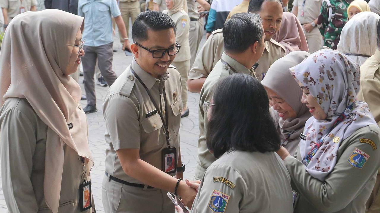 FOTO: Pramono-Rano Halal Bihalal dengan ASN Di Balaikota DKI