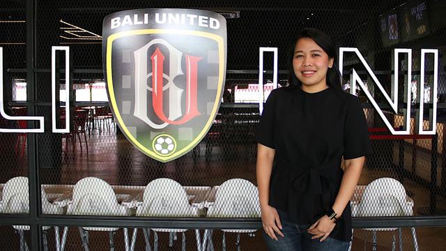 Manajer Bali United Cafe, Megawati Agustiani