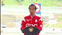 Presiden Joko Widodo meresmikan Jalan Tol Manado-Bitung seksi Danowudu-Bitung sepanjang 13,5 kilometer.