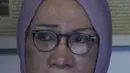 Aktivis Ratna Sarumpaet menyampaikan keterangan kasus penganiayaan yang dialaminya, Jakarta, Rabu (3/10). Ratna mengakui tidak ada penganiayaan yang diterimanya seperti kabar yang berkembang beberapa waktu terakhir. (Liputan6.com/Immanuel Antonius)