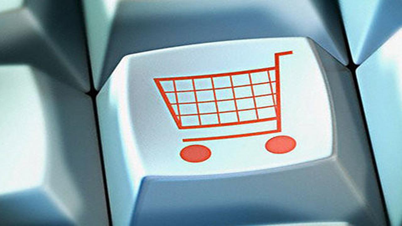 Rupiah loyo, masyarakat Indonesia tetap doyan belanja online