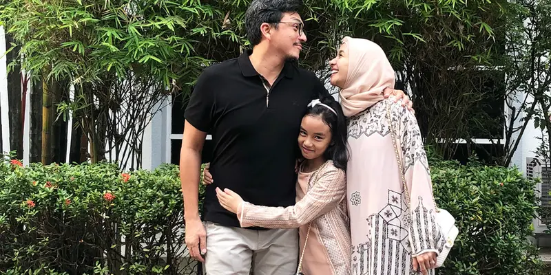 Keharmonisan Keluarga Kecil Laudya Cynthia Bella