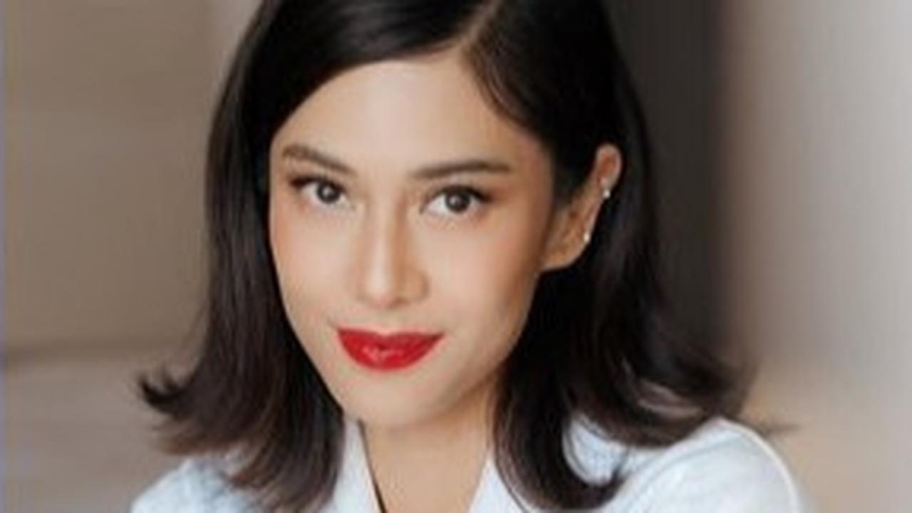14 Artis Indonesia Berprestasi Lulusan Universitas Indonesia, Ada Rossa Hingga Dian Sastrowardoyo