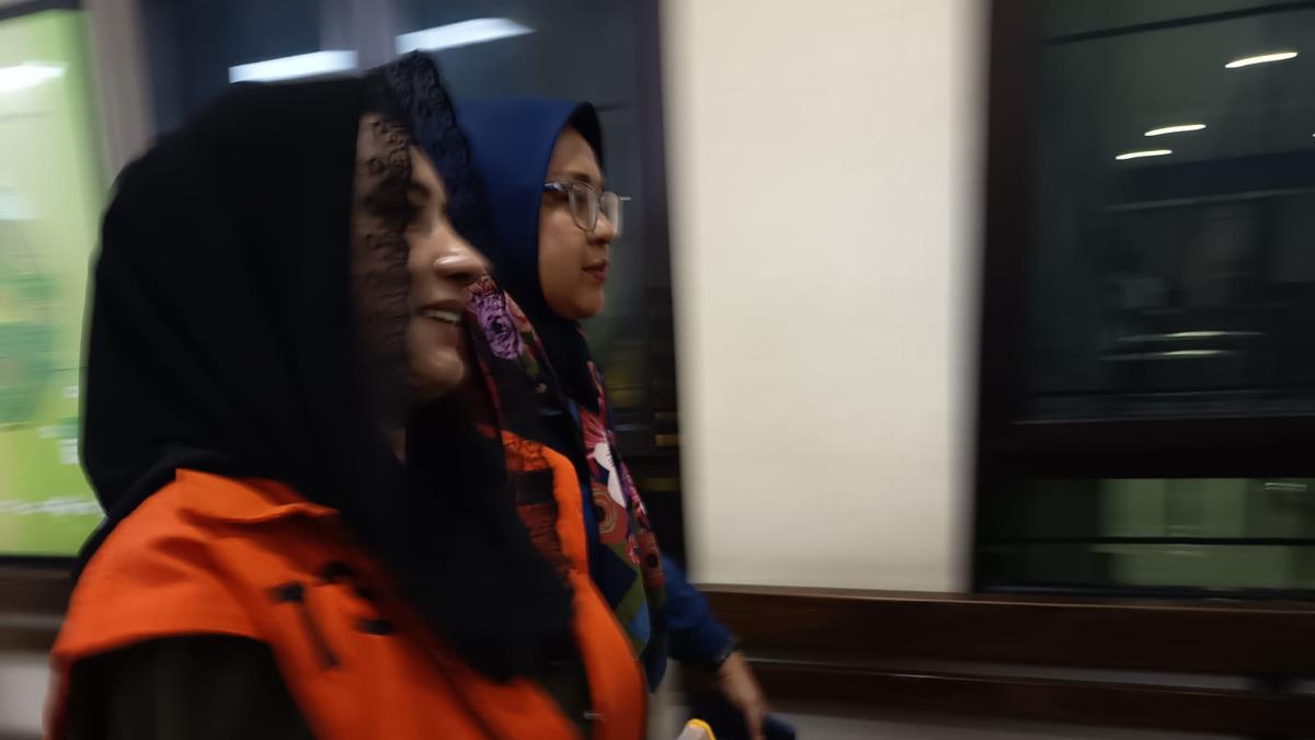 Mantan Bupati Pekalongan Fadia Arafiq Didakwa Terima Gratifikasi Rp 2,9 Miliar