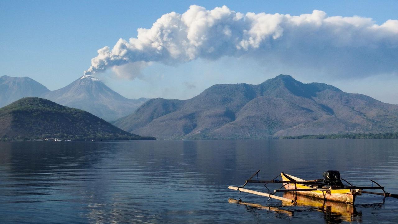 Letusan Gunung Lewotobi Laki-Laki