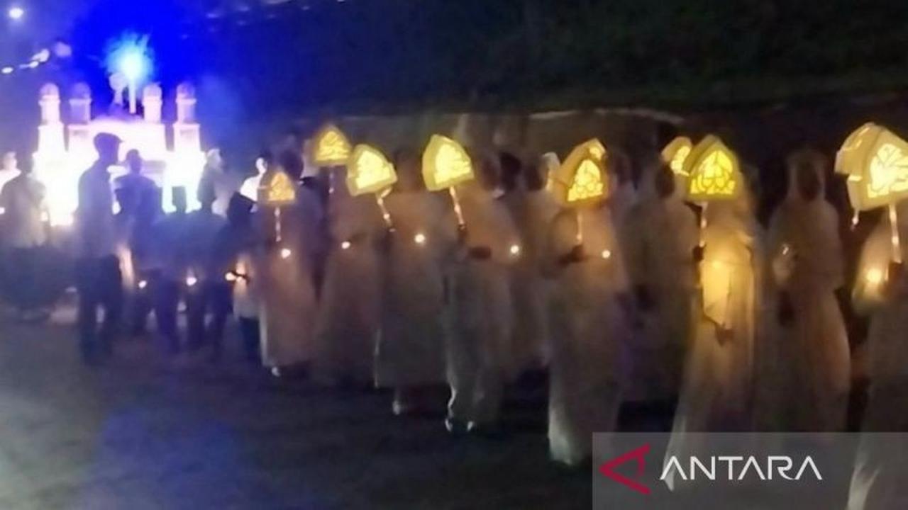 Kemeriahan Pawai Malam Takbiran Idul Fitri NTB, Warga Tumpah Ruah Sambut Hari Kemenangan