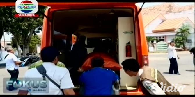 VIDEO: Jasad Wanita Mengapung di Pantai Utara Pasuruan