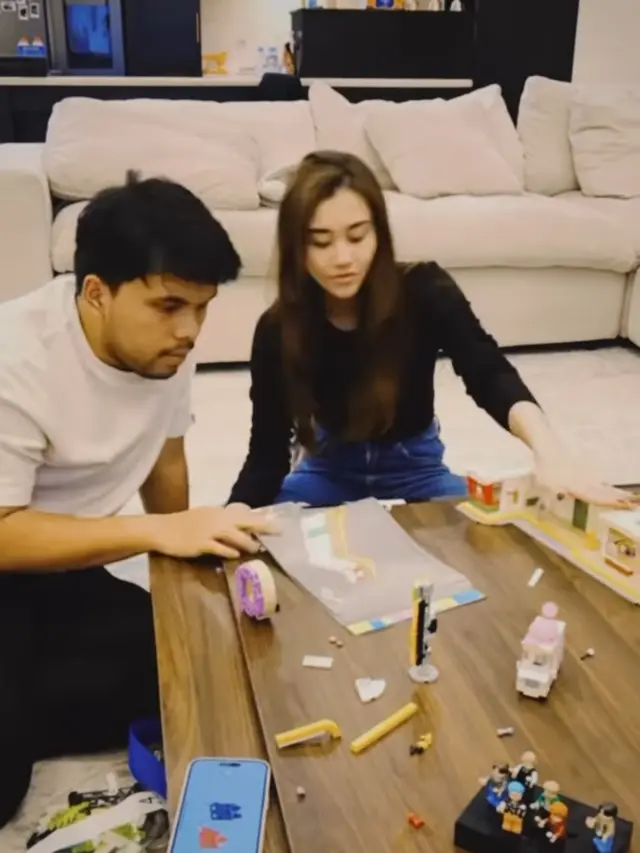 Aaliyah Main ke Rumah Thariq