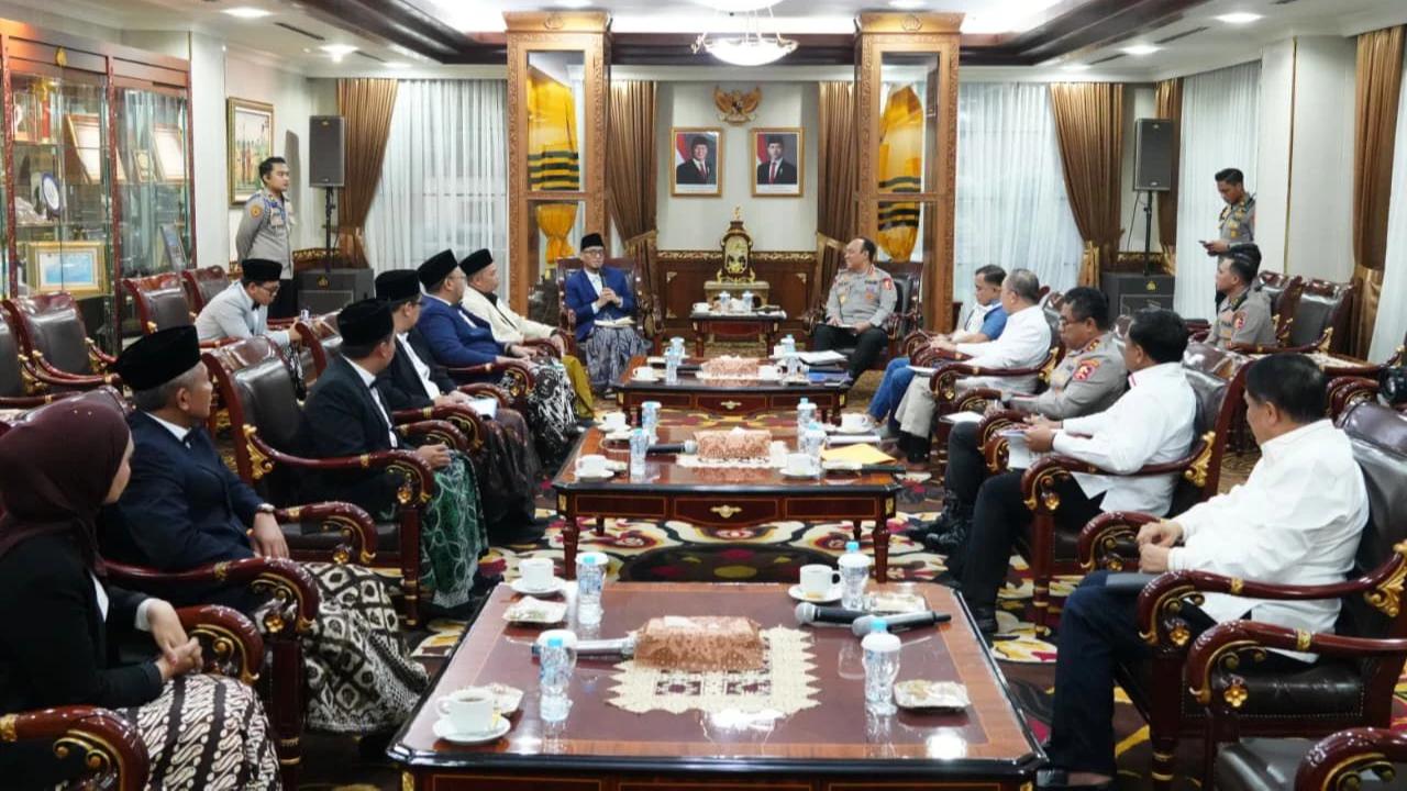 Polri-Kemenhaj Perkuat Koordinasi Internasional, Kerahkan Personel di Arab Saudi untuk Amankan Jemaah Haji