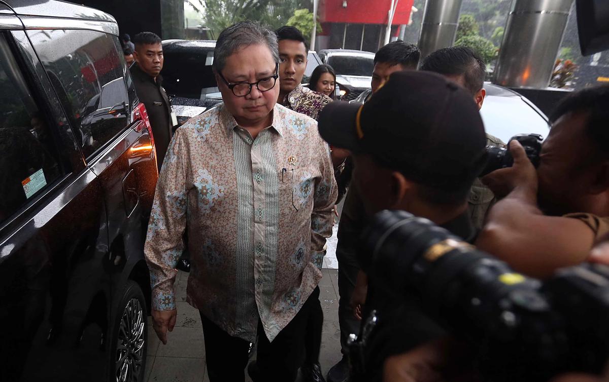 FOTO: Airlangga Hartarto Sambangi KPK Bahas Isu Tarif Dagang Indonesia AS