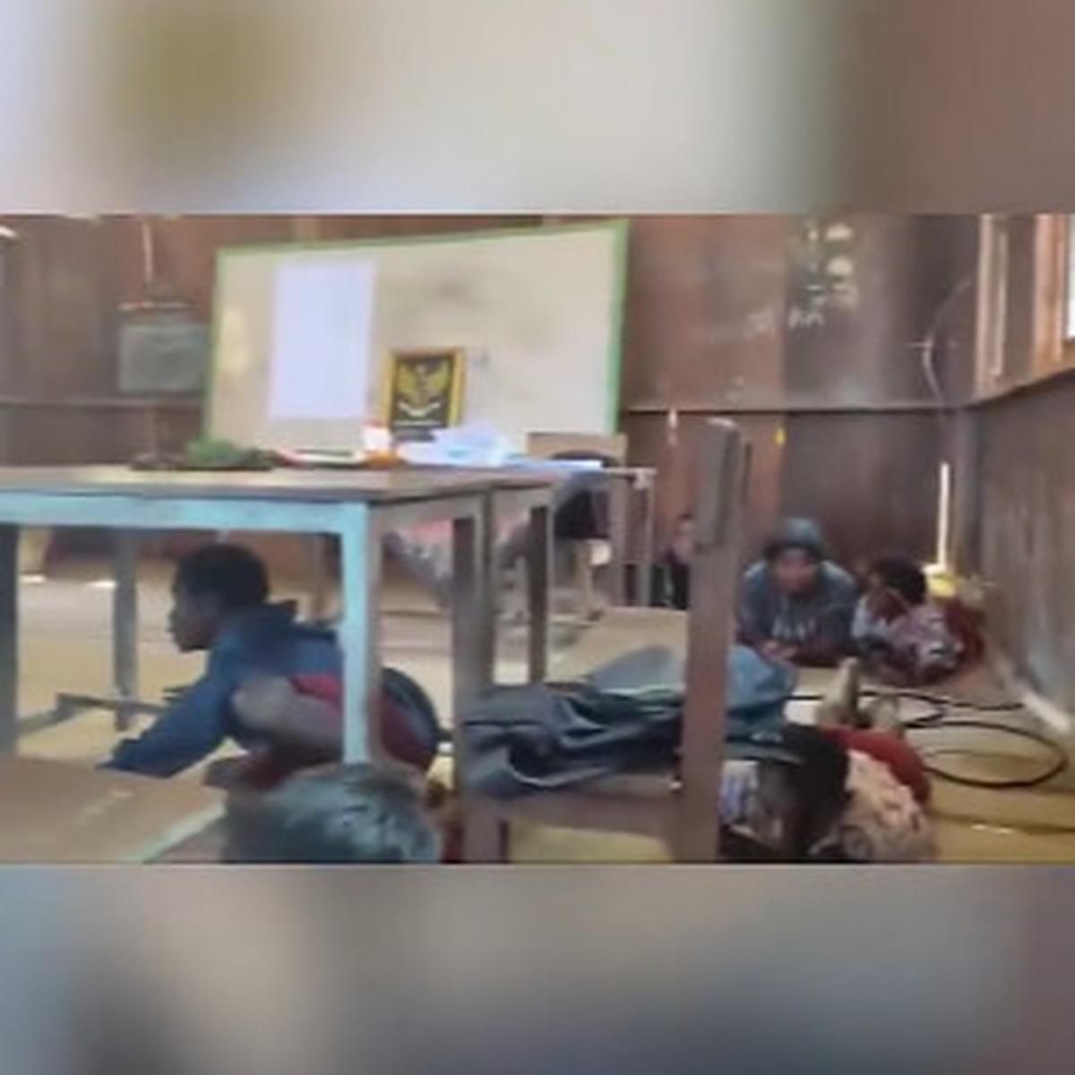 Rekaman Video Siswa SD di Papua Ketakutan lagi Belajar di Kelas Tiba-Tiba Terjadi Baku Tembak