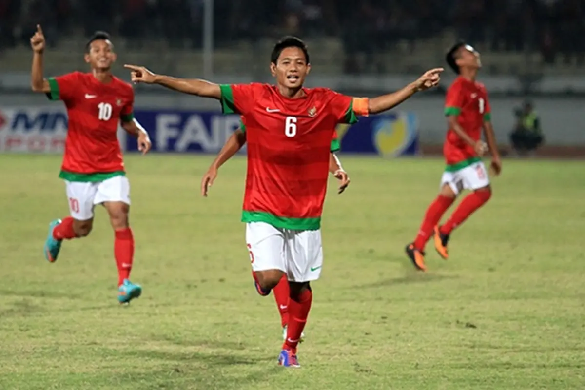 Evan Dimas Jadi Tranding Topic di #GantengMaksimal